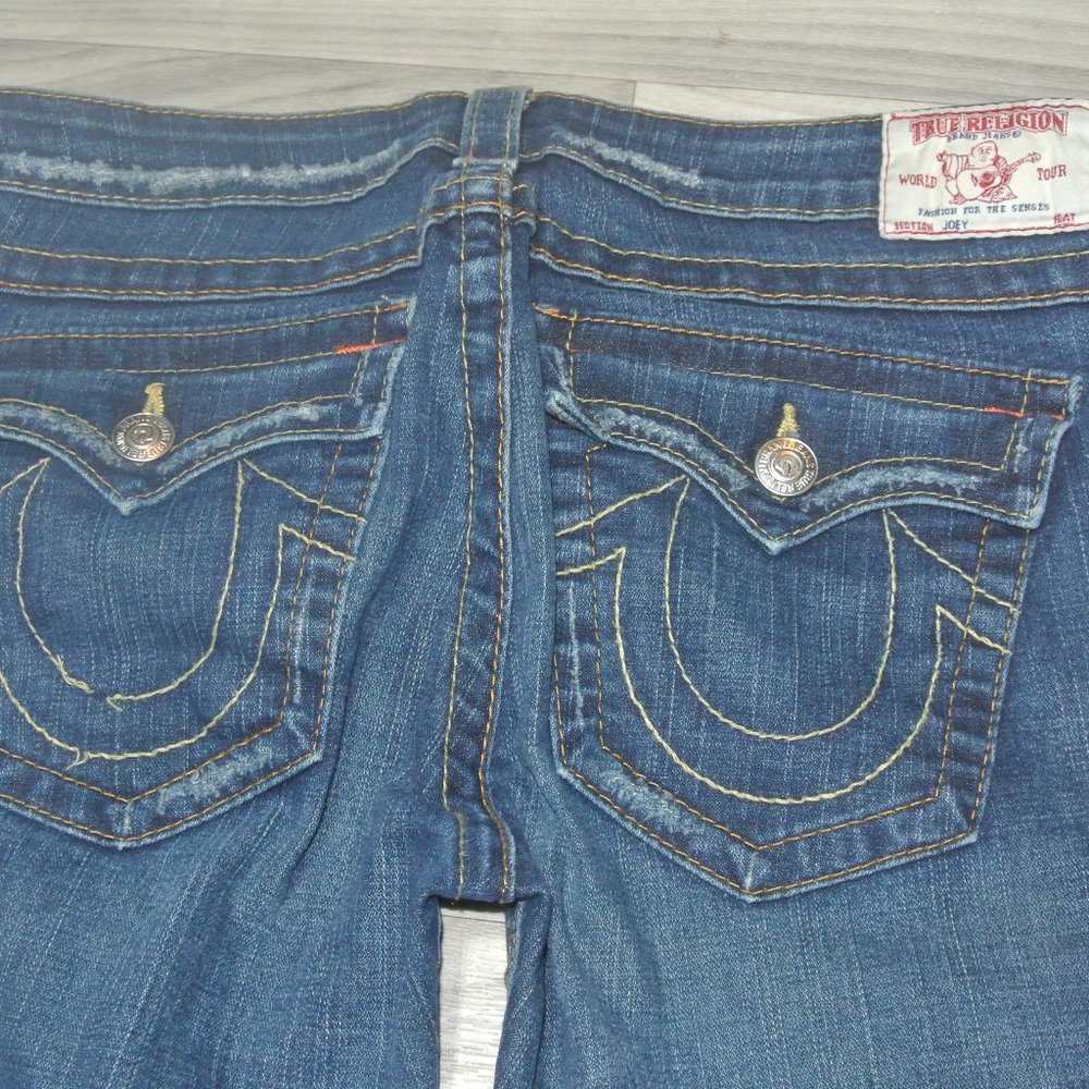 32 Joey True Religion Flap Cut Off Capri 25 Inseam